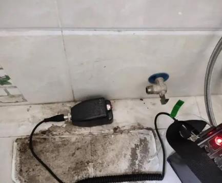 扬州市屋顶漏水维修公司分享下卫生间漏水的危害及解决方法